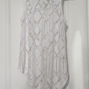 White sleeveless blouse